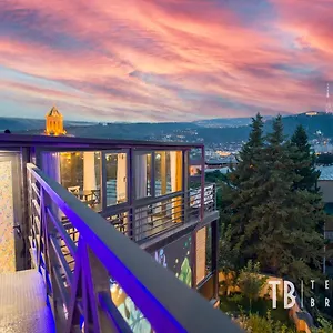 Terra Bridge Inn Tbilisi